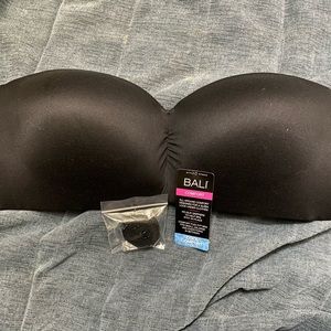 Bali Strapless Wireless Bra Large, New with Tag!